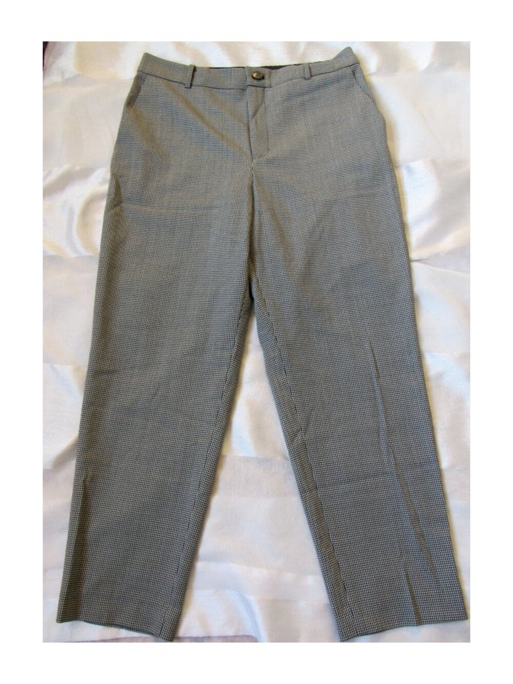 Club Monaco Wool (48%) Blend Straight Leg High Rise  Pants, size 8